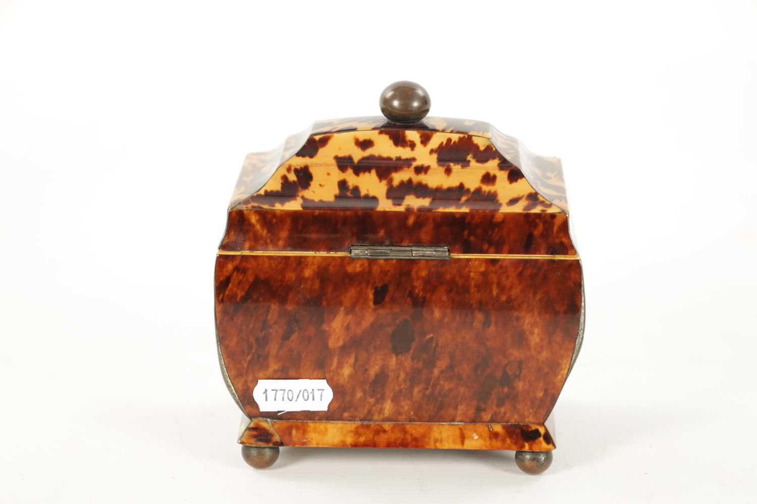 A 19TH CENTURY TORTOISESHELL TEA CADDY OF SMALL SIZE - Image 7 of 8
