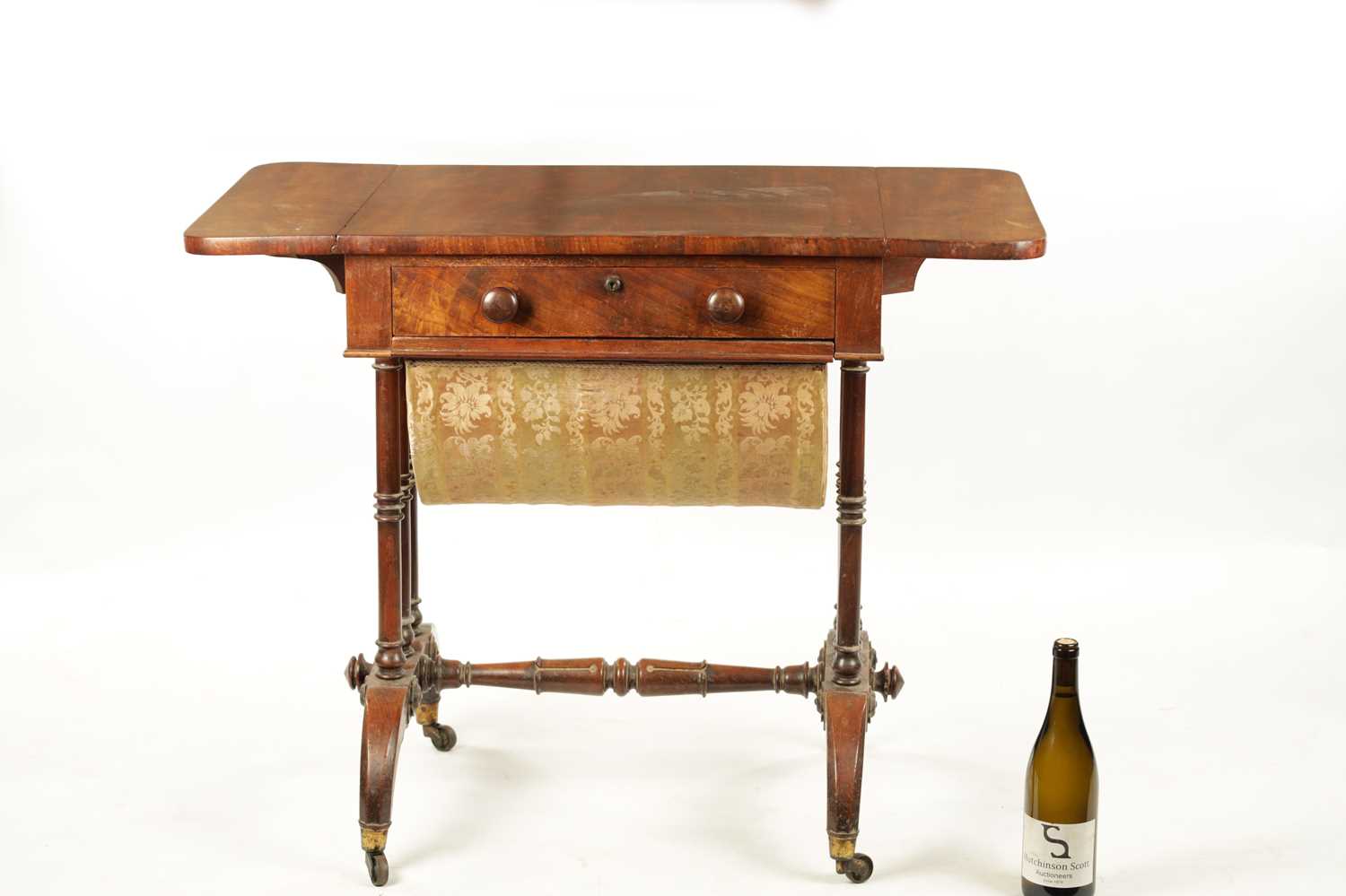 A 19TH CENTURY MAHOGANY FOLD DOWN WORK TABLE IN THE MANNER OR GILLOWS - Image 2 of 8