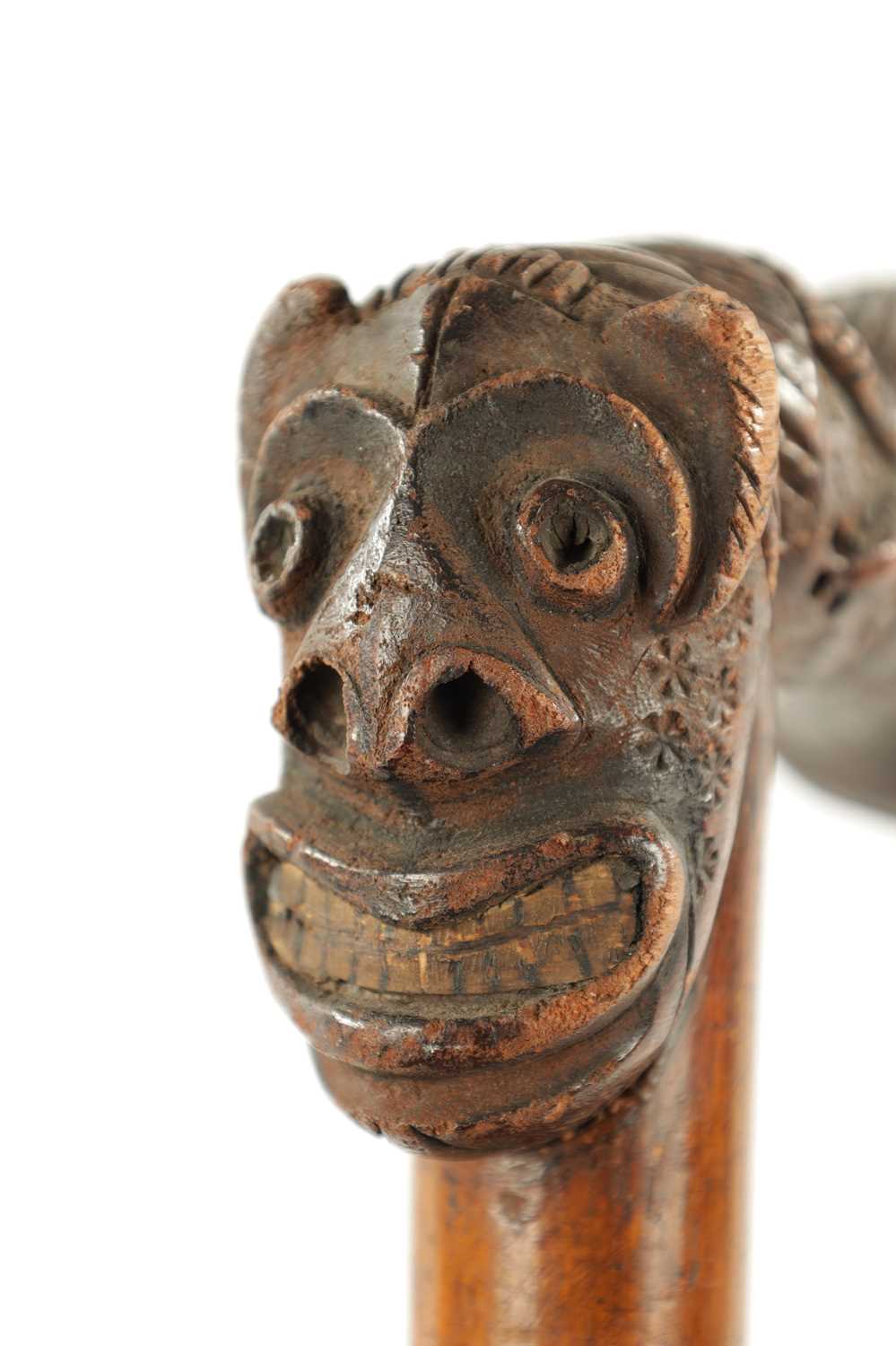 A RARE TWO HEADED GROTESQUE 19TH CENTURY AFRICAN WALKING STICK - Image 2 of 8