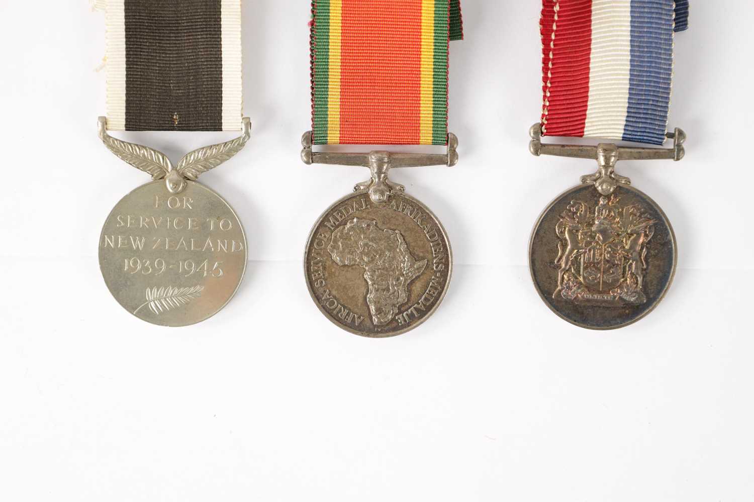 A COLLECTION OF SEVEN WW2 SERVICE MEDALS - Image 11 of 11