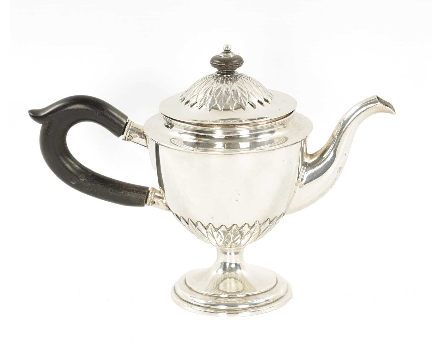 AN EARLY 19TH CENTURY CONTINENTAL SILVER TEAPOT - POSSIBLY BALTIC