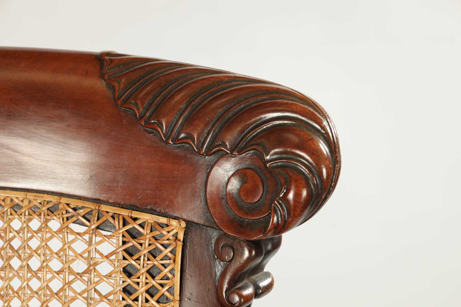 A GOOD WILLIAM V CARVED MAHOGANY BERGERE LIBRARY CHAIR WITH OLD LANCASTER PAPER LABEL - POSSIBLY GIL - Image 7 of 15