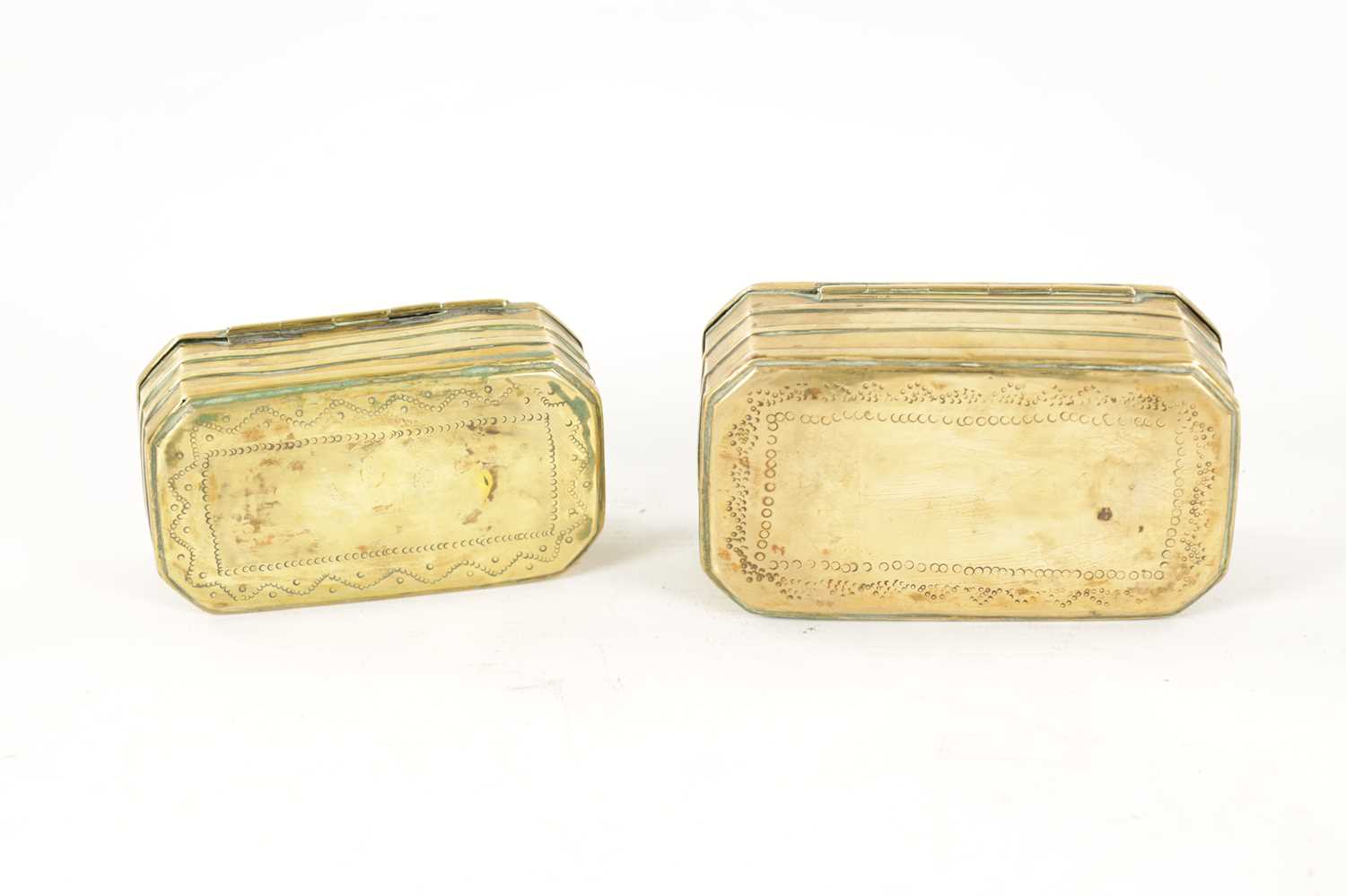 TWO 18TH CENTURY BRASS TOBACCO/SNUFF BOXES - Image 8 of 9
