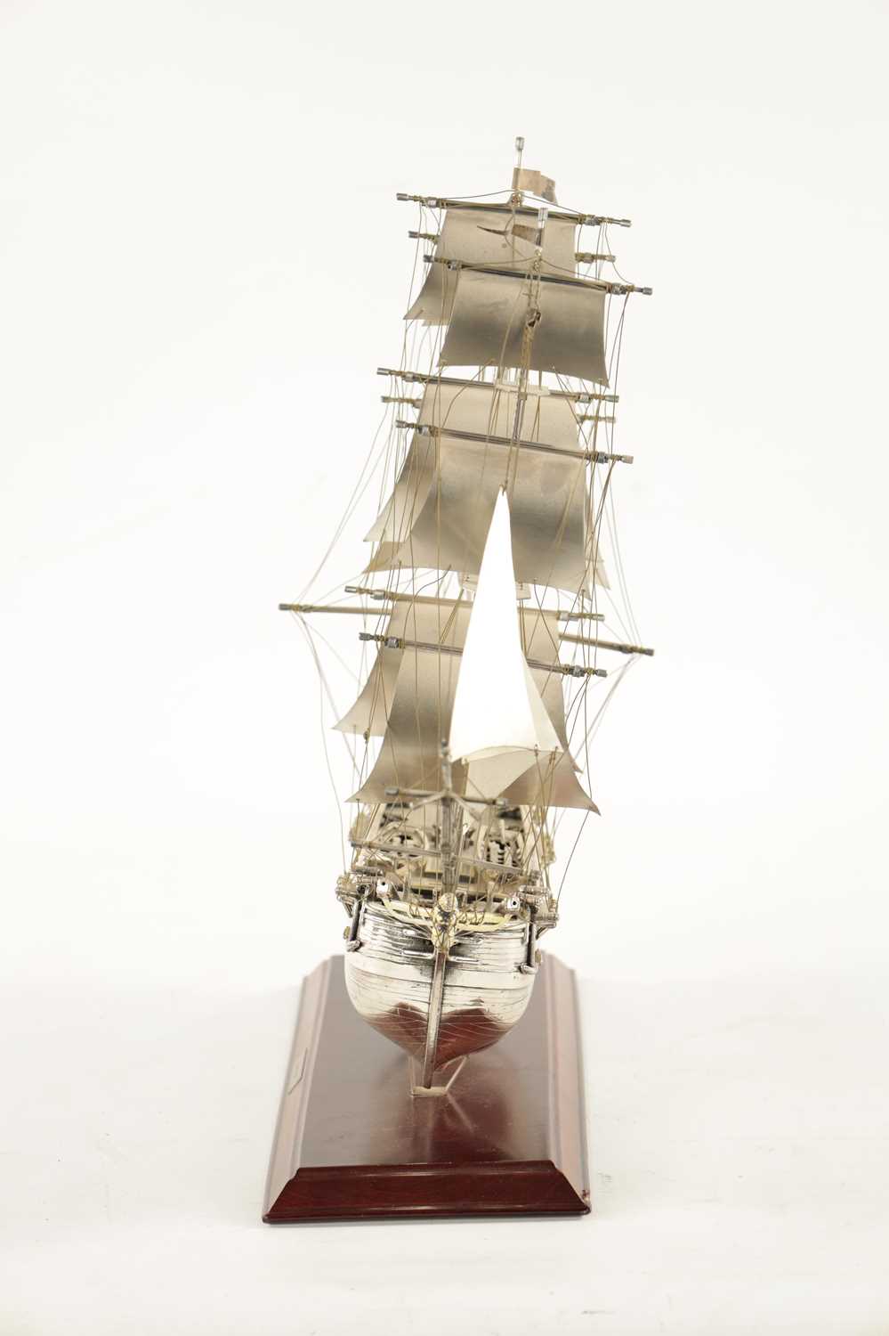 A 20TH CENTURY SILVER MODEL OF THE FAMOUS HMS BOUNTY SHIP - Image 9 of 11