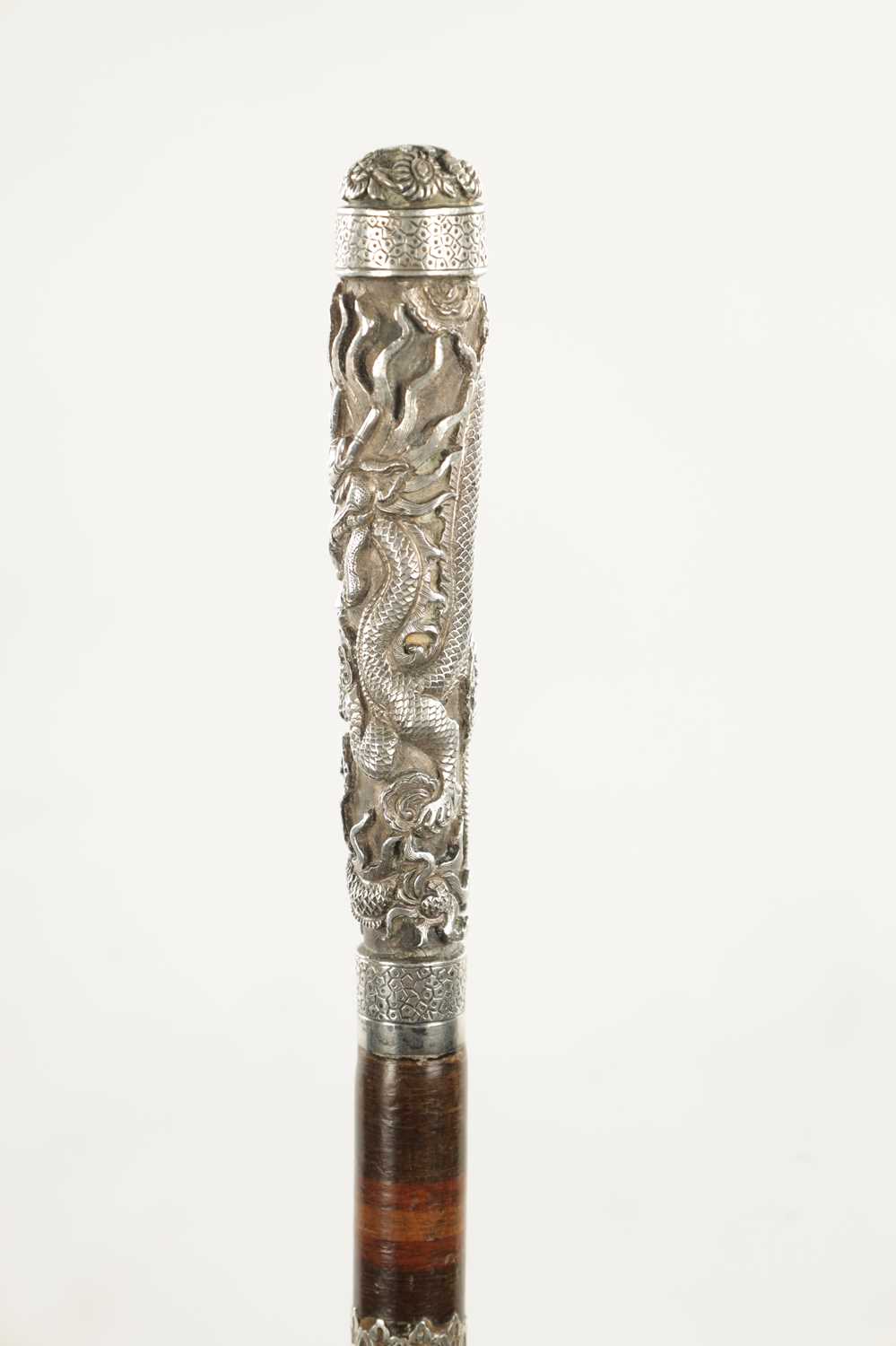 A LATE 19TH CENTURY CHINESE SILVER WALKING STICK - Image 2 of 5