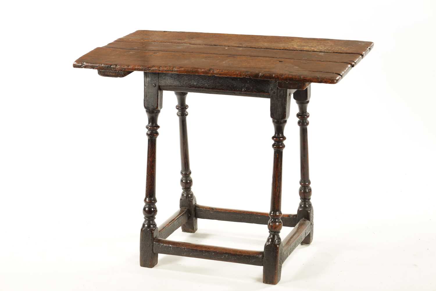 A LATE 17TH CENTURY OAK RECTANGULAR SMALL TABLE - Image 2 of 6