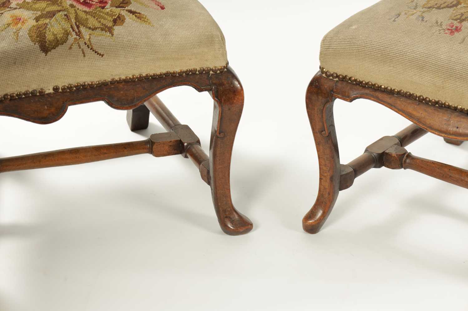 A MATCHED PAIR OF GEORGE I WALNUT SIDE CHAIRS OF SMALL SIZE - Image 5 of 10