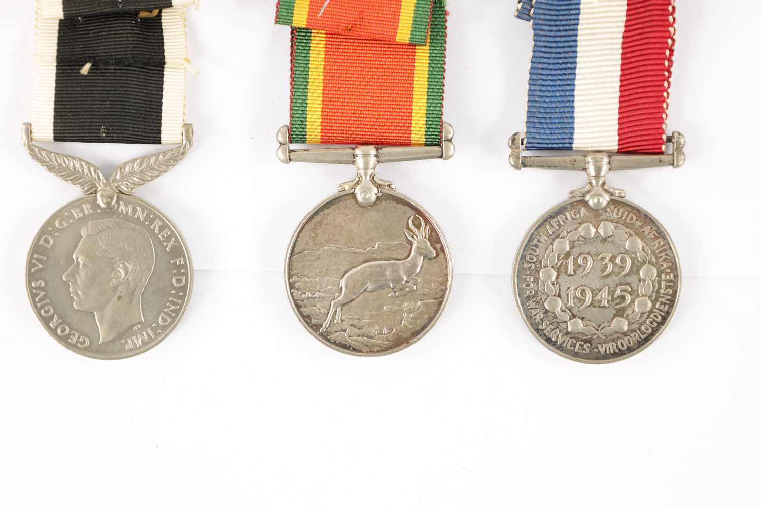 A COLLECTION OF SEVEN WW2 SERVICE MEDALS - Image 9 of 11