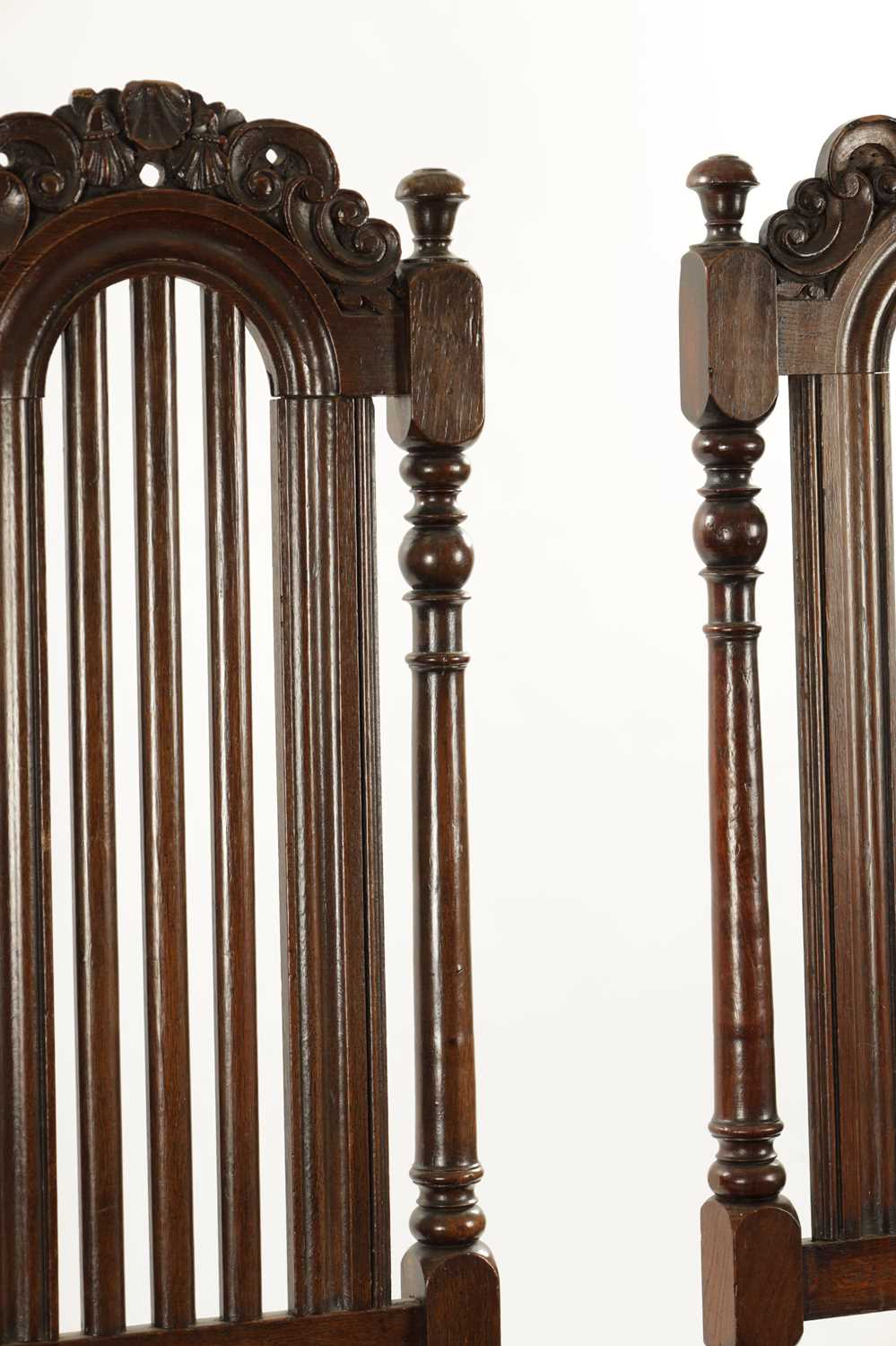 A RARE SET OF TEN EARLY 18TH CENTURY WILLIAM AND MARY STYLE OAK CHAIRS - Image 3 of 12