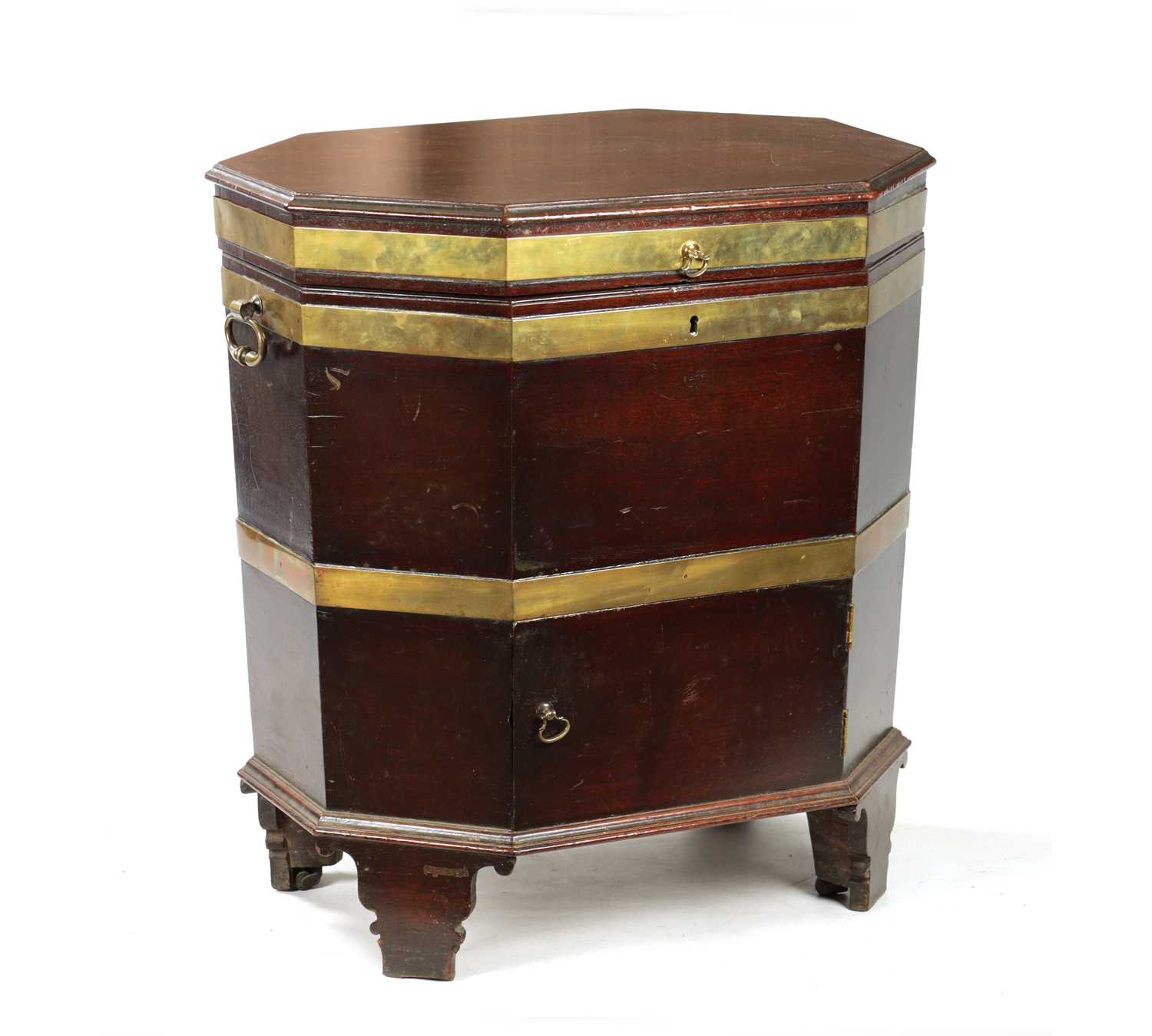 A RARE GEORGE III MAHOGANY OCTAGONAL TOP BRASS BOUND WINE COOLER