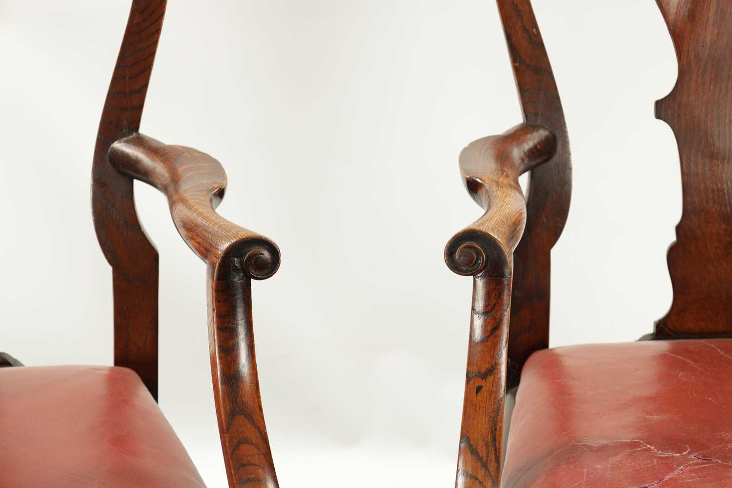 A PAIR OF GEORGE II STYLE ELM OPEN ARMCHAIRS - Image 4 of 8