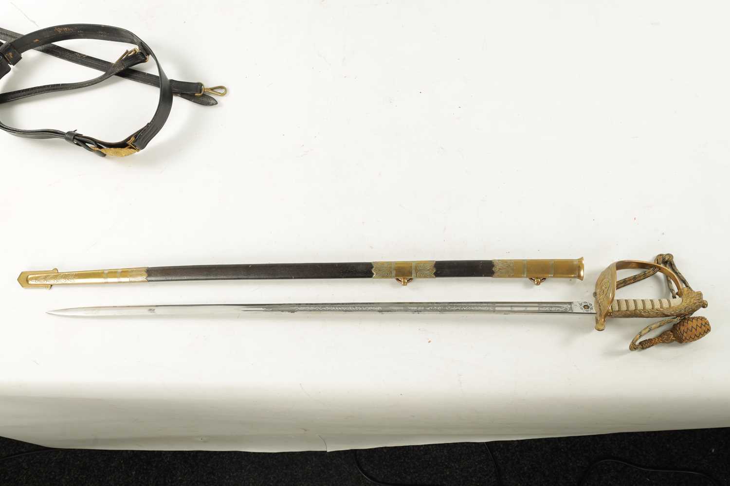 A GOOD QUALITY 19TH CENTURY 1827 WILKINSON PATTERN ROYAL NAVAL OFFICERS DRESS SWORD WITH ORIGINAL BE - Image 5 of 17