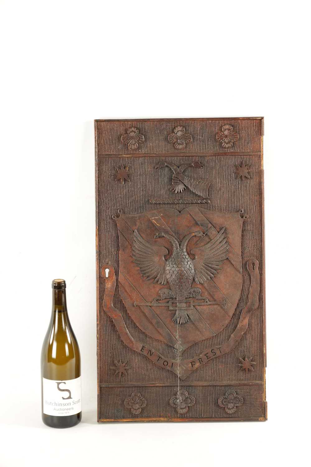 A VICTORIAN CARVED OAK COAT OF ARMS PANEL - Image 2 of 6