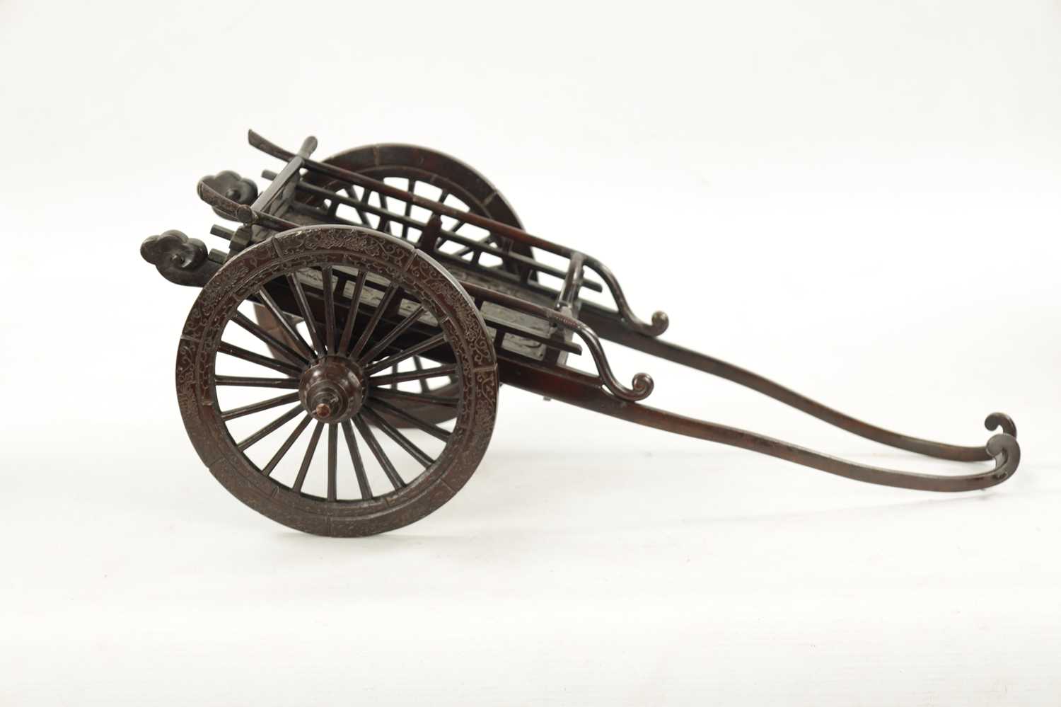 A JAPANESE MEIJI PERIOD PATINATED BRONZE MODEL OF A CARRIAGE - Image 4 of 4