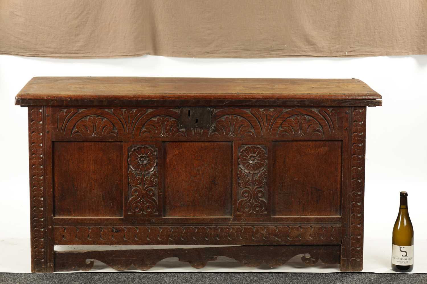 A LATE 17TH CENTURY CARVED OAK THREE PANELLED COFFER - Image 2 of 8