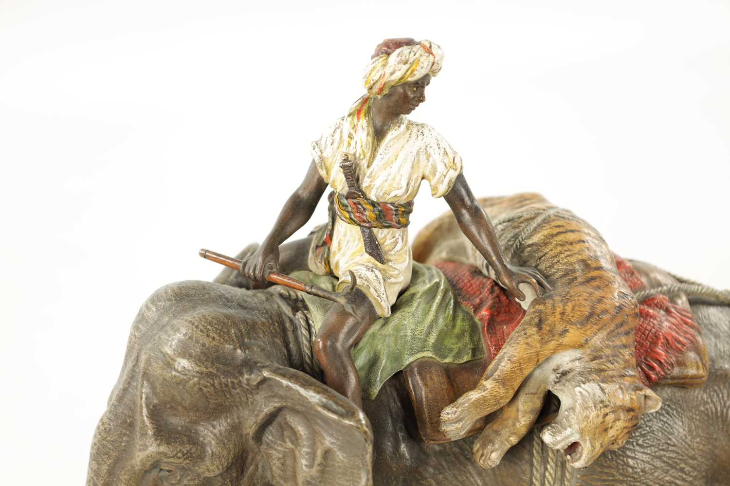 FRANZ BERGMAN (1838 - 1894) A LARGE LATE 19TH CENTURY COLD-PAINTED BRONZE SCULPTURE 'THE TIGER HUNT' - Image 3 of 9