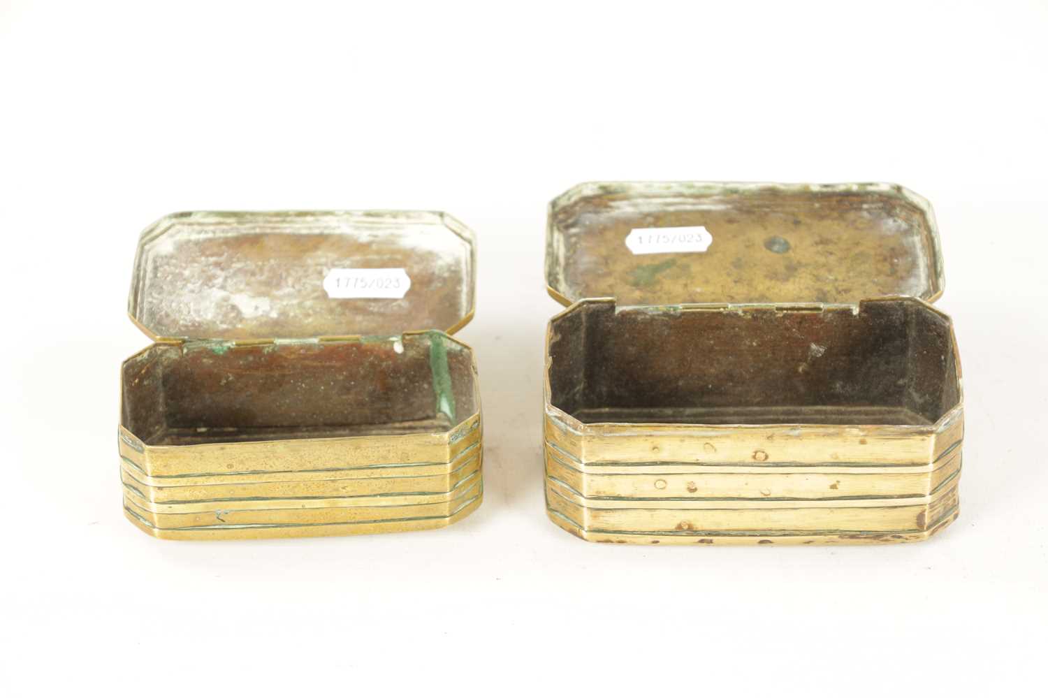 TWO 18TH CENTURY BRASS TOBACCO/SNUFF BOXES - Image 5 of 9