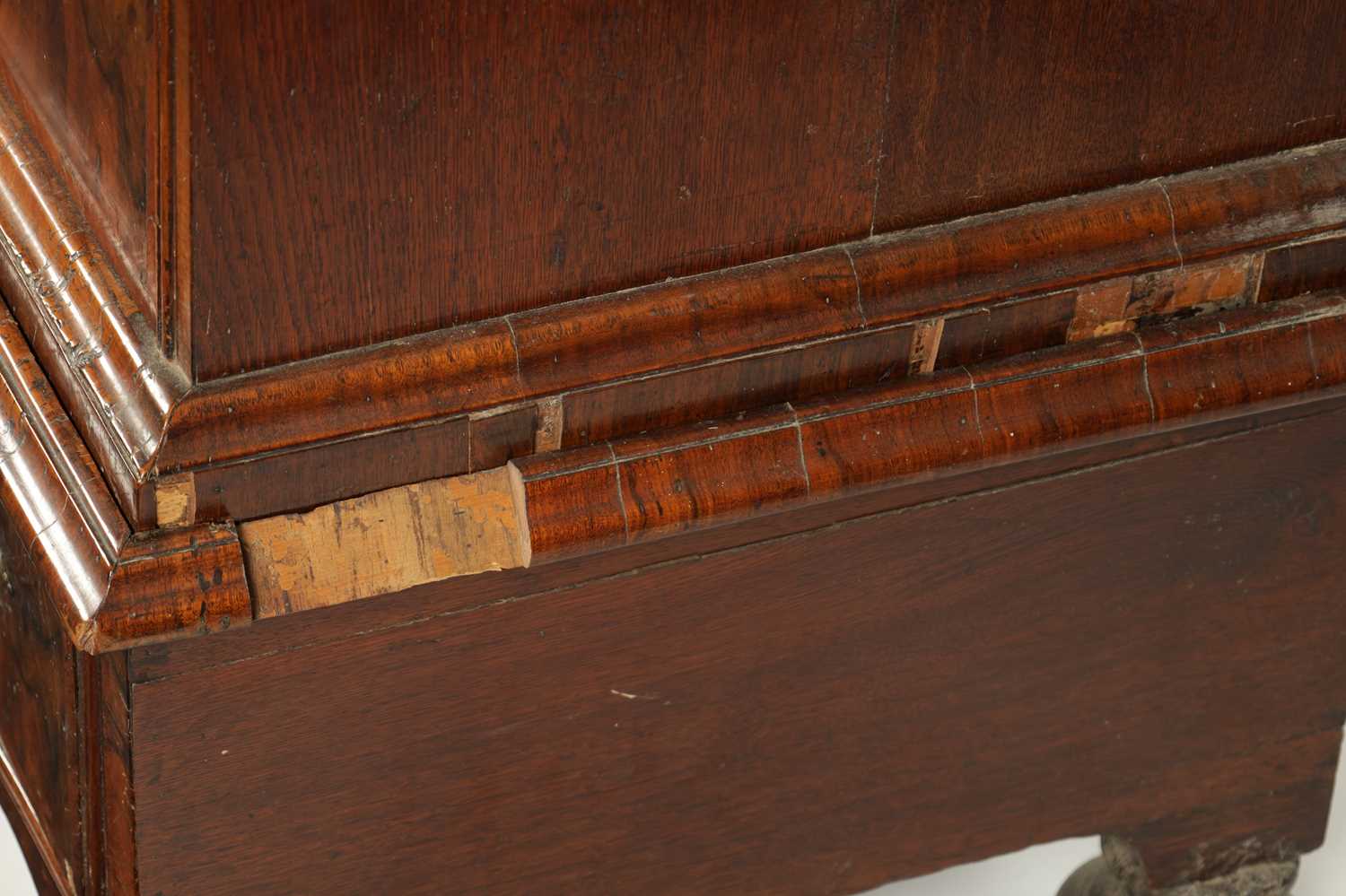 AN EARLY 18TH CENTURY WALNUT CHEST ON STAND - Image 8 of 16