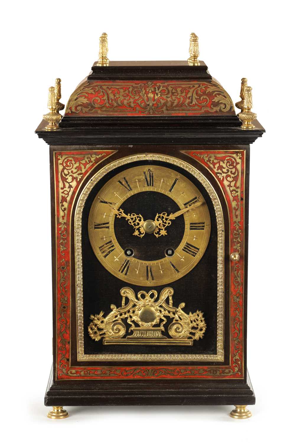 A LATE 19TH CENTURY FRENCH BOULLE MANTEL CLOCK