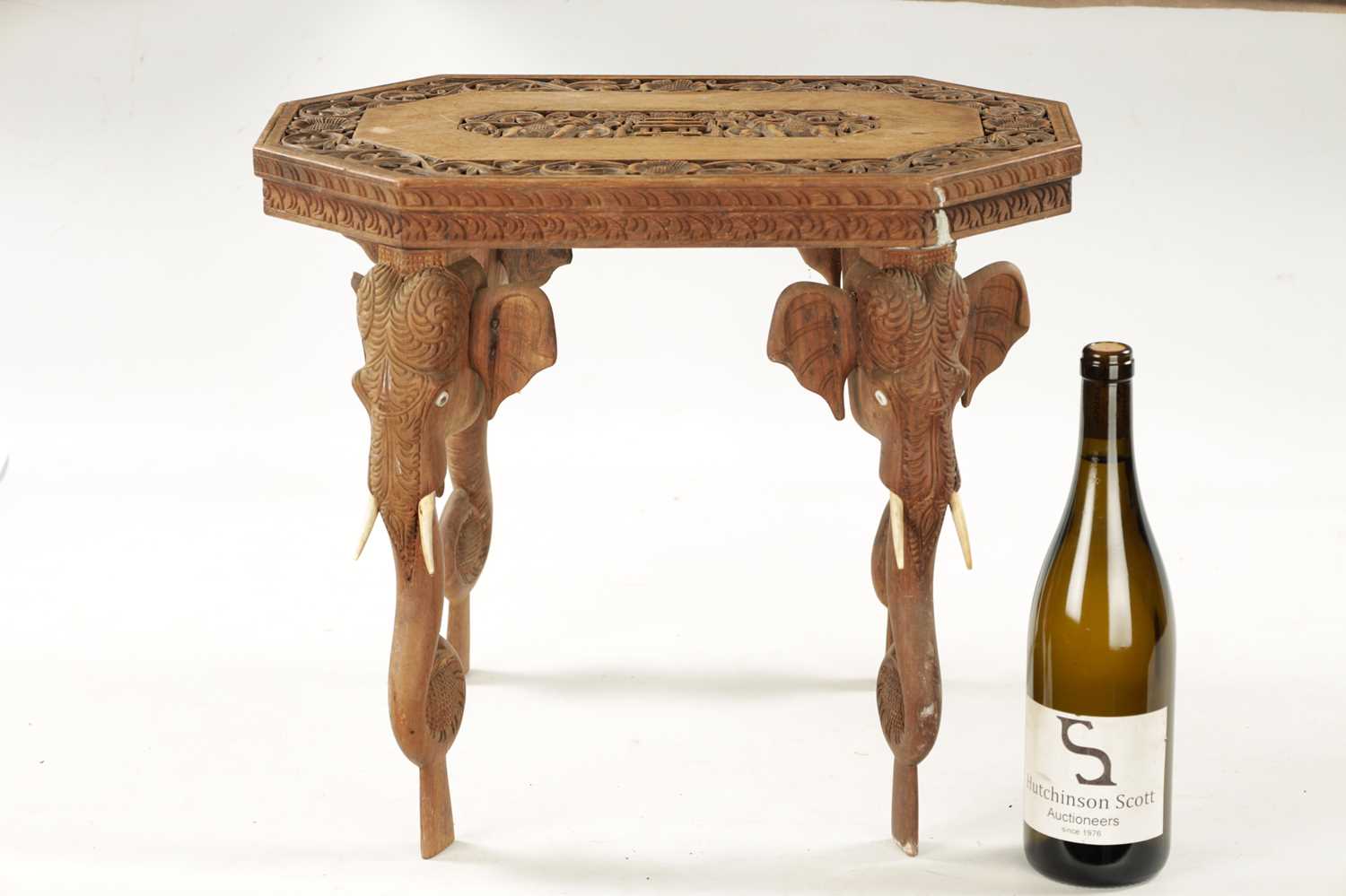 A 19TH CENTURY CARVED HARDWOOD INDIAN OCCASIONAL TABLE - Image 3 of 8