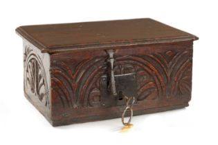 A GOOD 17TH CENTURY UNUSUALLY SMALL OAK BIBLE BOX OF FINE COLOUR AND PATINA
