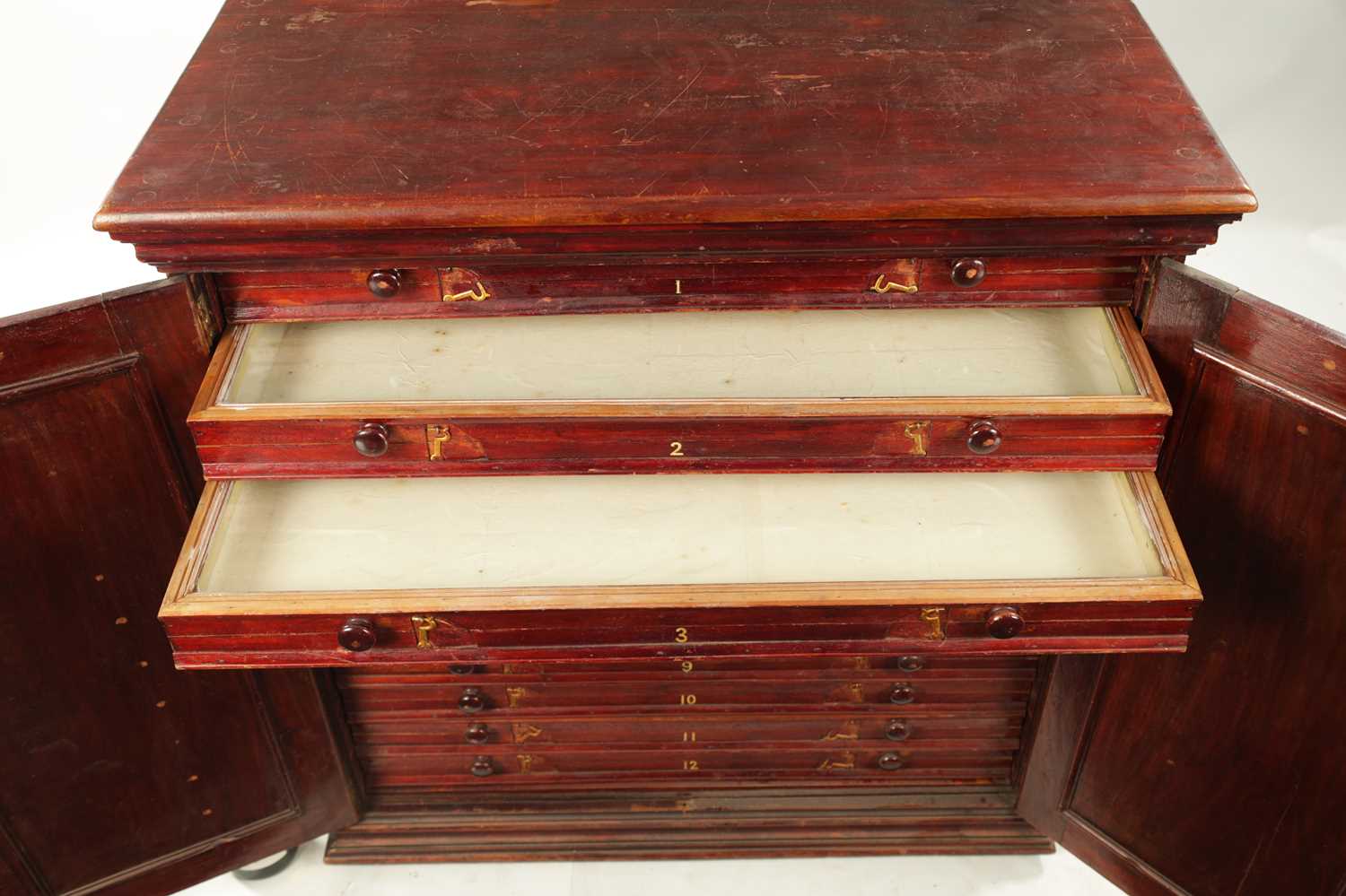 A LATE 19TH CENTURY SCUMBLED PINE COLLECTORS CABINET - Image 6 of 8