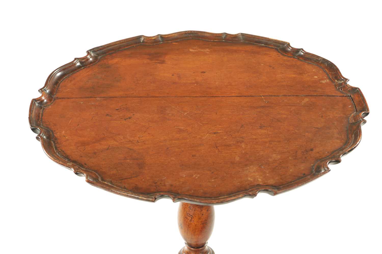 AN 18TH CENTURY COUNTRY MADE MAHOGANY TILT TOP TRIPOD TABLE - Image 8 of 9