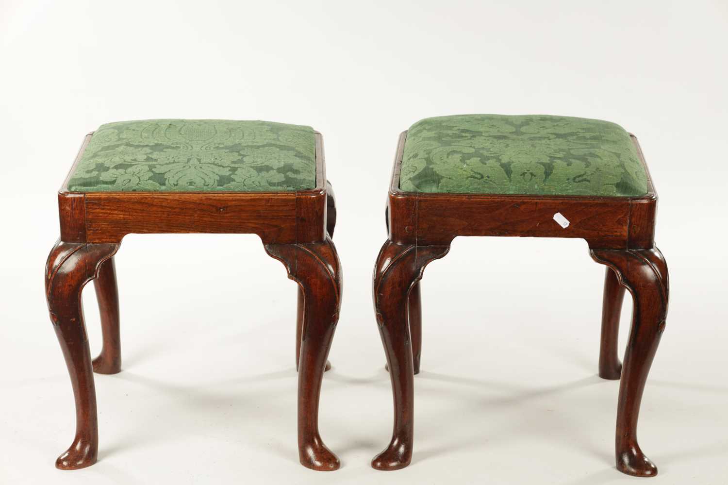 A GOOD AND RARE PAIR OF GEORGE I WALNUT DRESSING STOOLS - Image 6 of 9