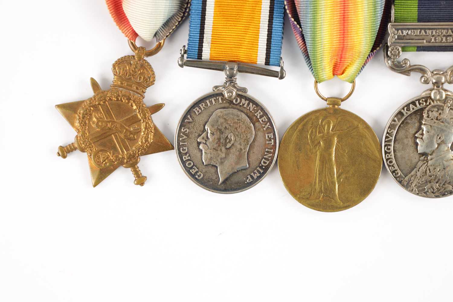 A GROUP OF SIX WW1 MEDALS - Image 2 of 6