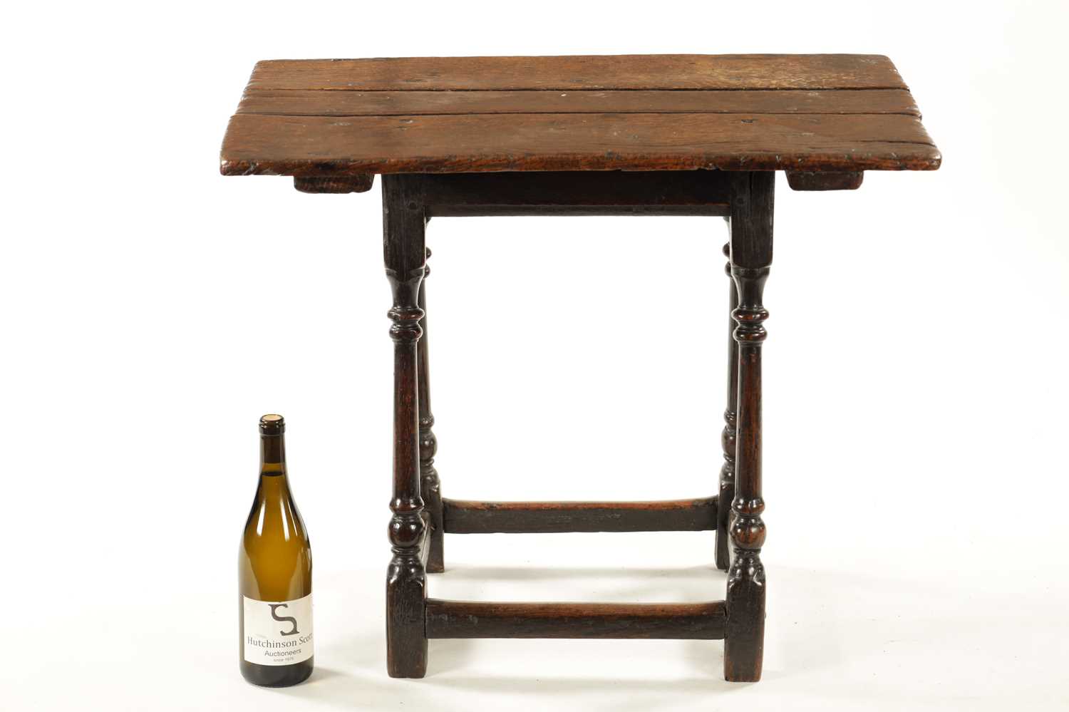 A LATE 17TH CENTURY OAK RECTANGULAR SMALL TABLE - Image 3 of 6
