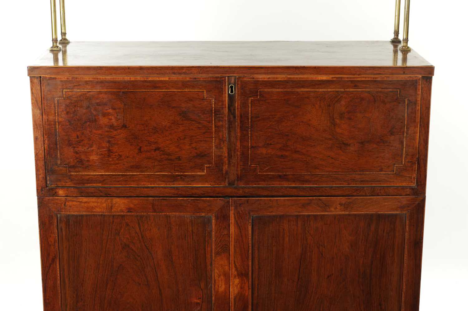A REGENCY ROSEWOOD AND KING WOOD CROSS-BANDED SECRETAIRE SIDE CABINET - Image 2 of 17