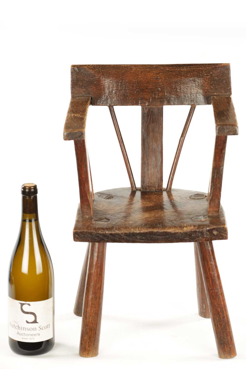 A RARE 18TH CENTURY PRIMITIVE ASH AND ELM CHILD’S CHAIR - Image 2 of 7