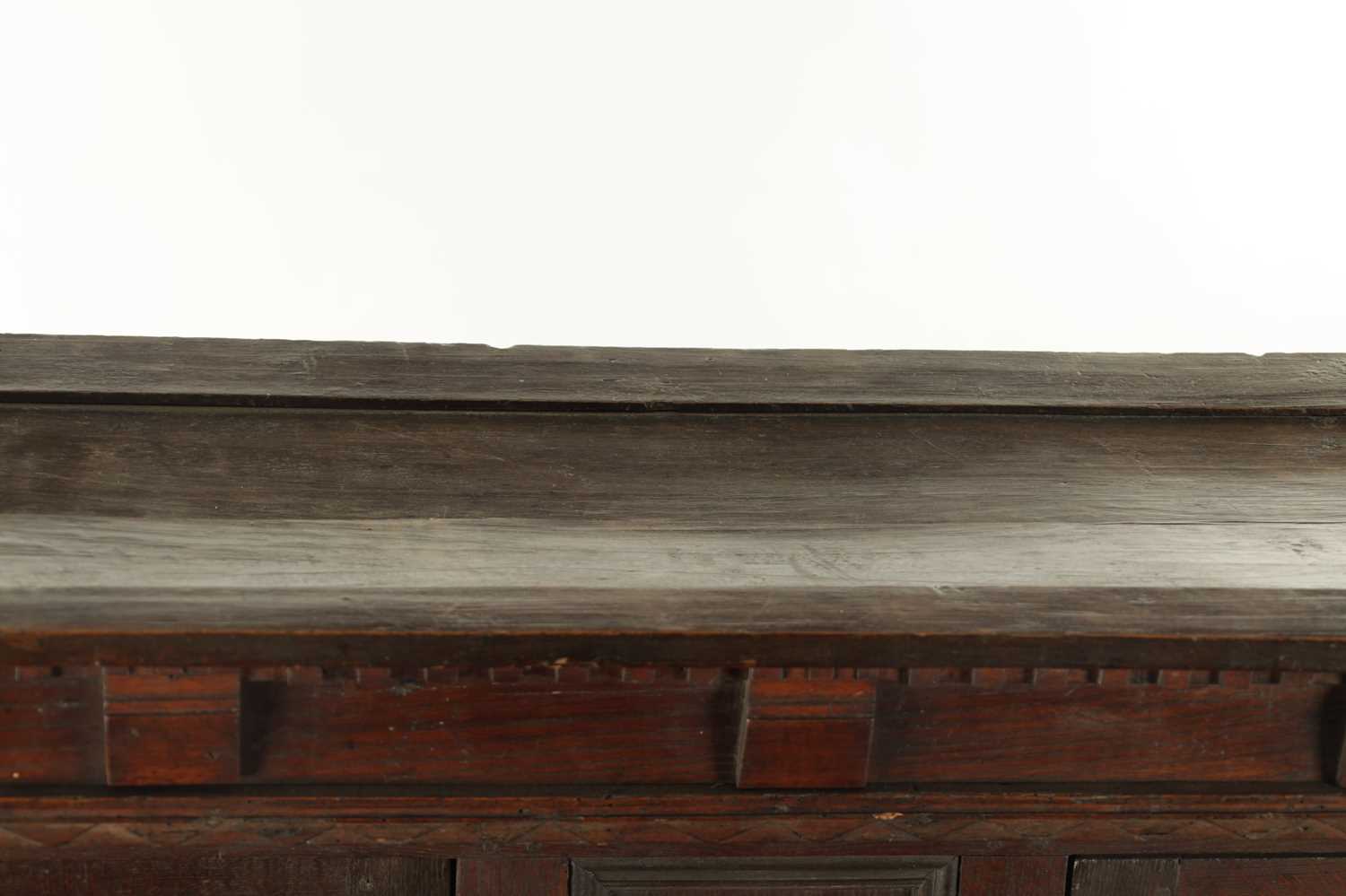 A 17TH CENTURY OAK BUFFET - Image 3 of 10