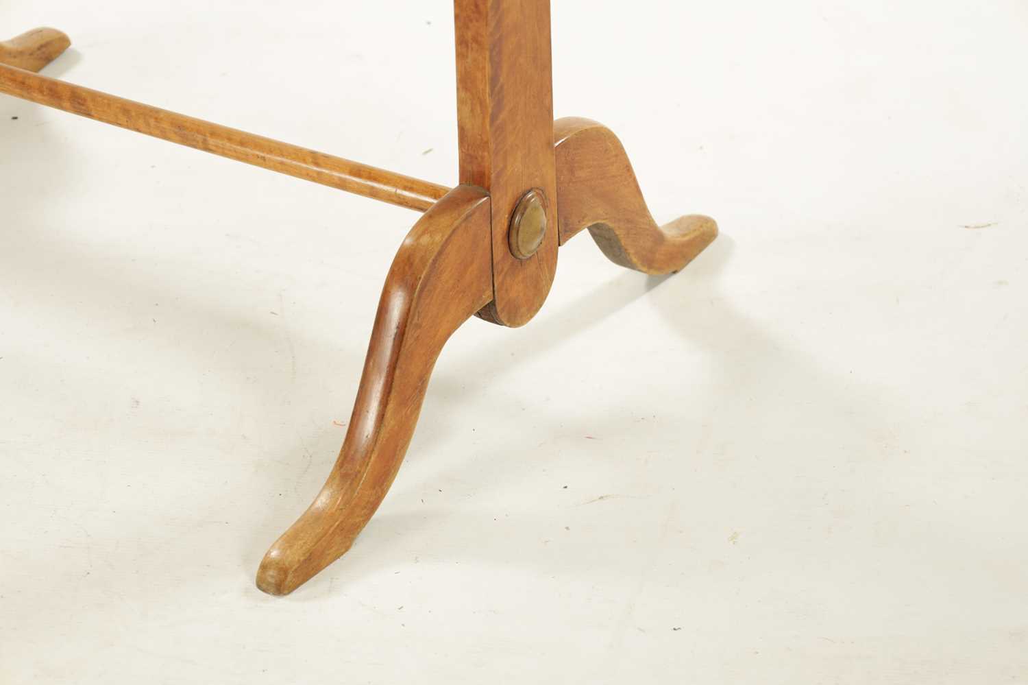 A 19TH CENTURY BURR MAPLE SIDE TABLE - Image 2 of 5