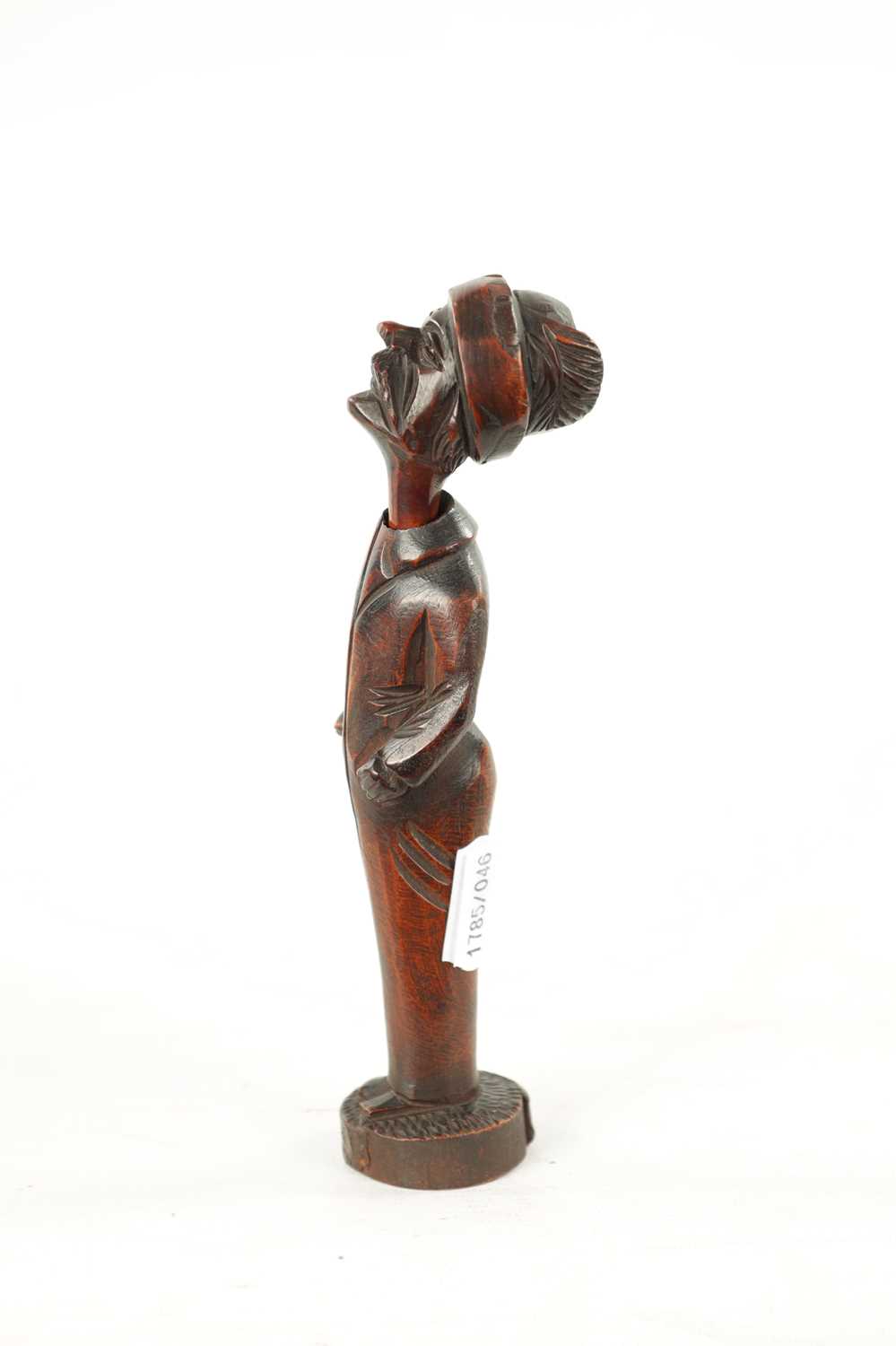 A 19TH CENTURY CONTINENTAL CARVED FRUITWOOD FIGURAL PIPE AND STAND - Image 5 of 6
