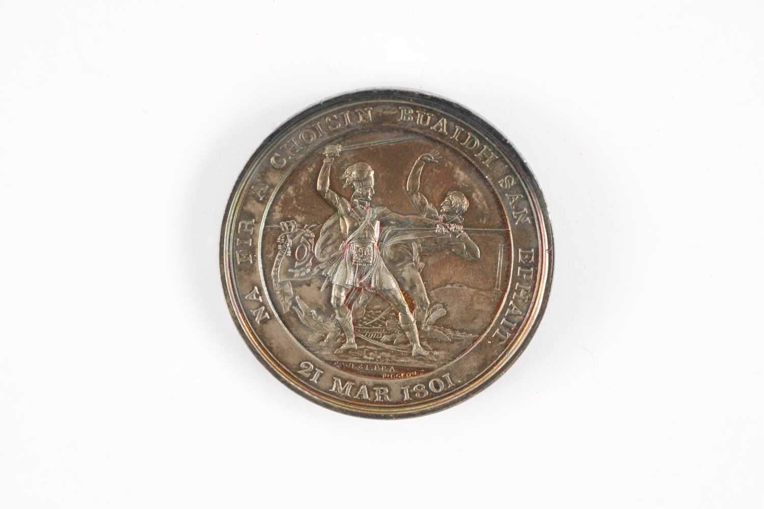 SIR RALPH ABERCROMBY IN EGYPT, LONDON HIGHLAND SOCIETY SILVER MEDAL 1801 - Image 2 of 3