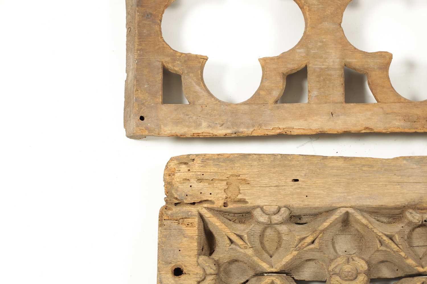 TWO 17TH CENTURY GOTHIC FRETTED SECTION OF OAK FRIEZE - Image 5 of 5