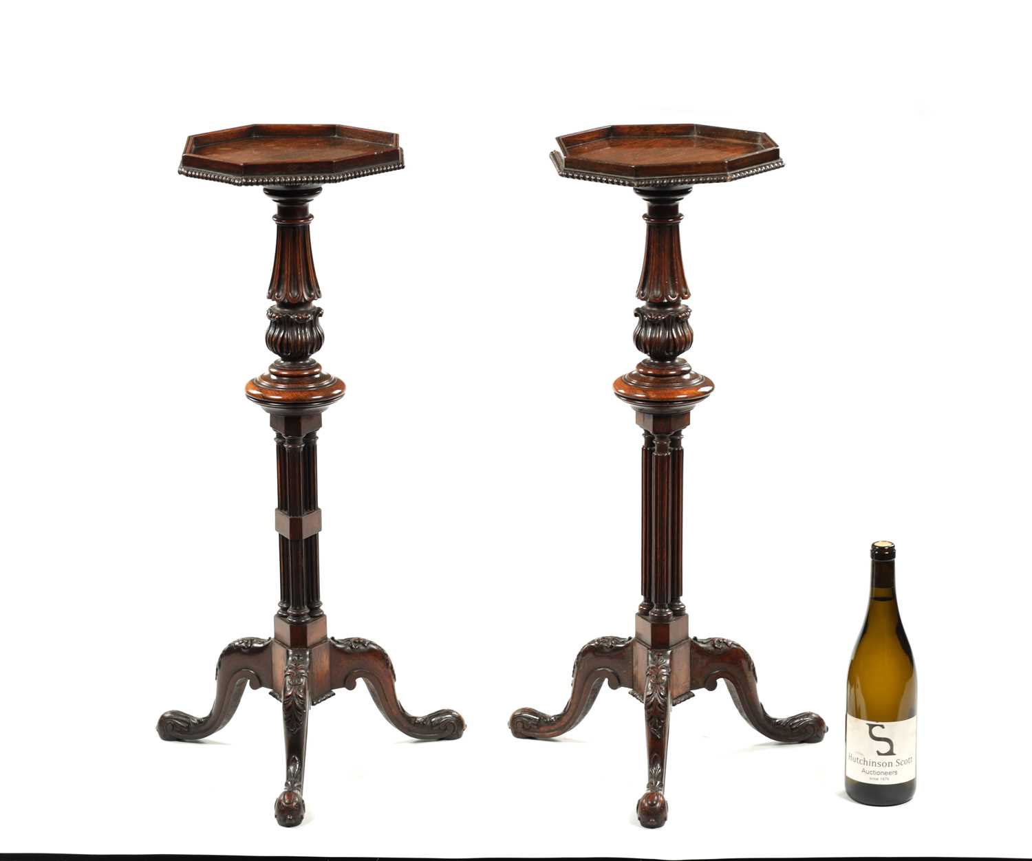 A MATCHED PAIR OF LATE REGENCY ROSEWOOD WINE TABLES IN THE MÄNNER OF GILLOWS - Image 3 of 12