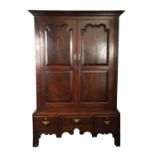 AN EARLY 18TH CENTURY JOINED OAK WELSH CUPBOARD