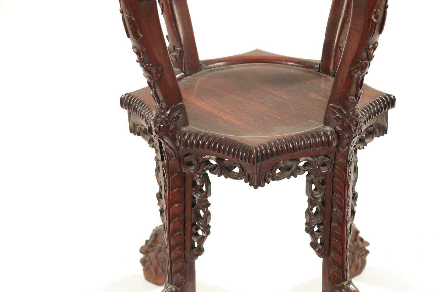 A 19TH CENTURY CHINESE CARVED HARDWOOD JARDINIERE STAND - Image 6 of 6