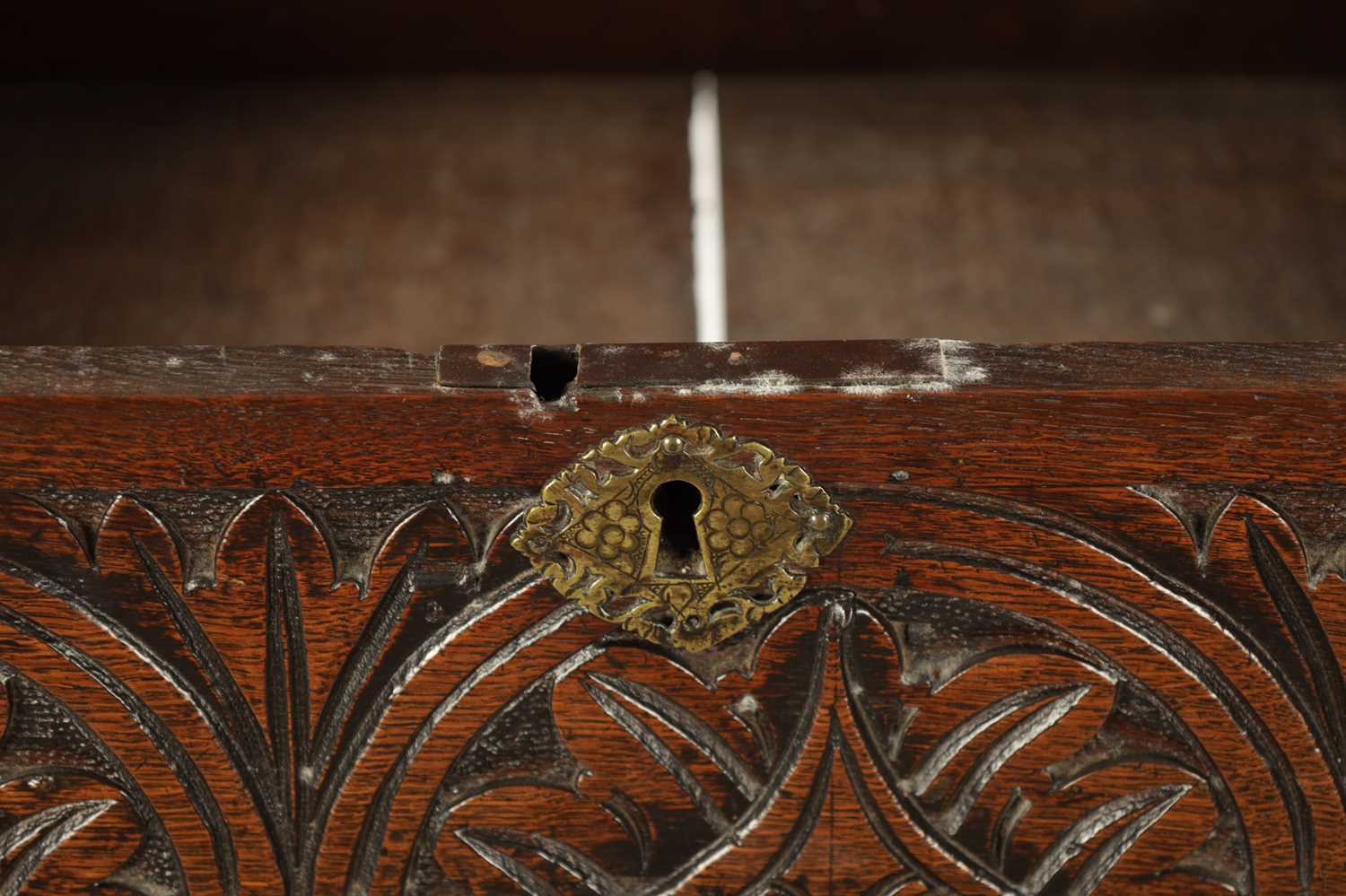 A RARE 17TH CENTURY JOINED OAK BOX TOP SIDE TABLE - Image 8 of 8