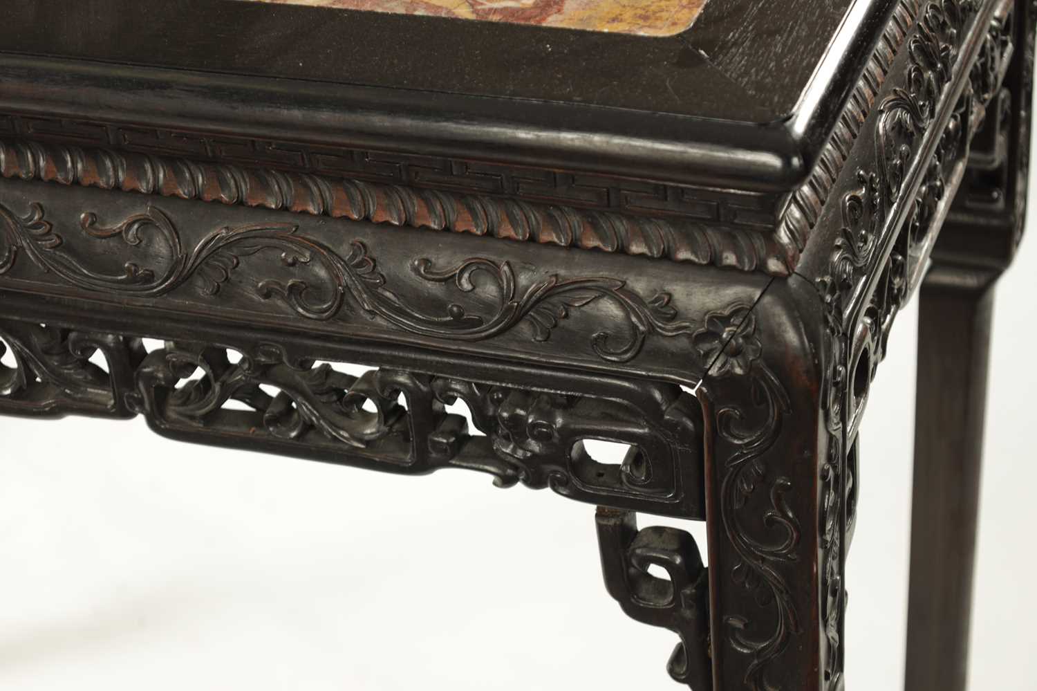 A 19TH CENTURY CHINESE HARDWOOD ALTAR TABLE - Image 3 of 7