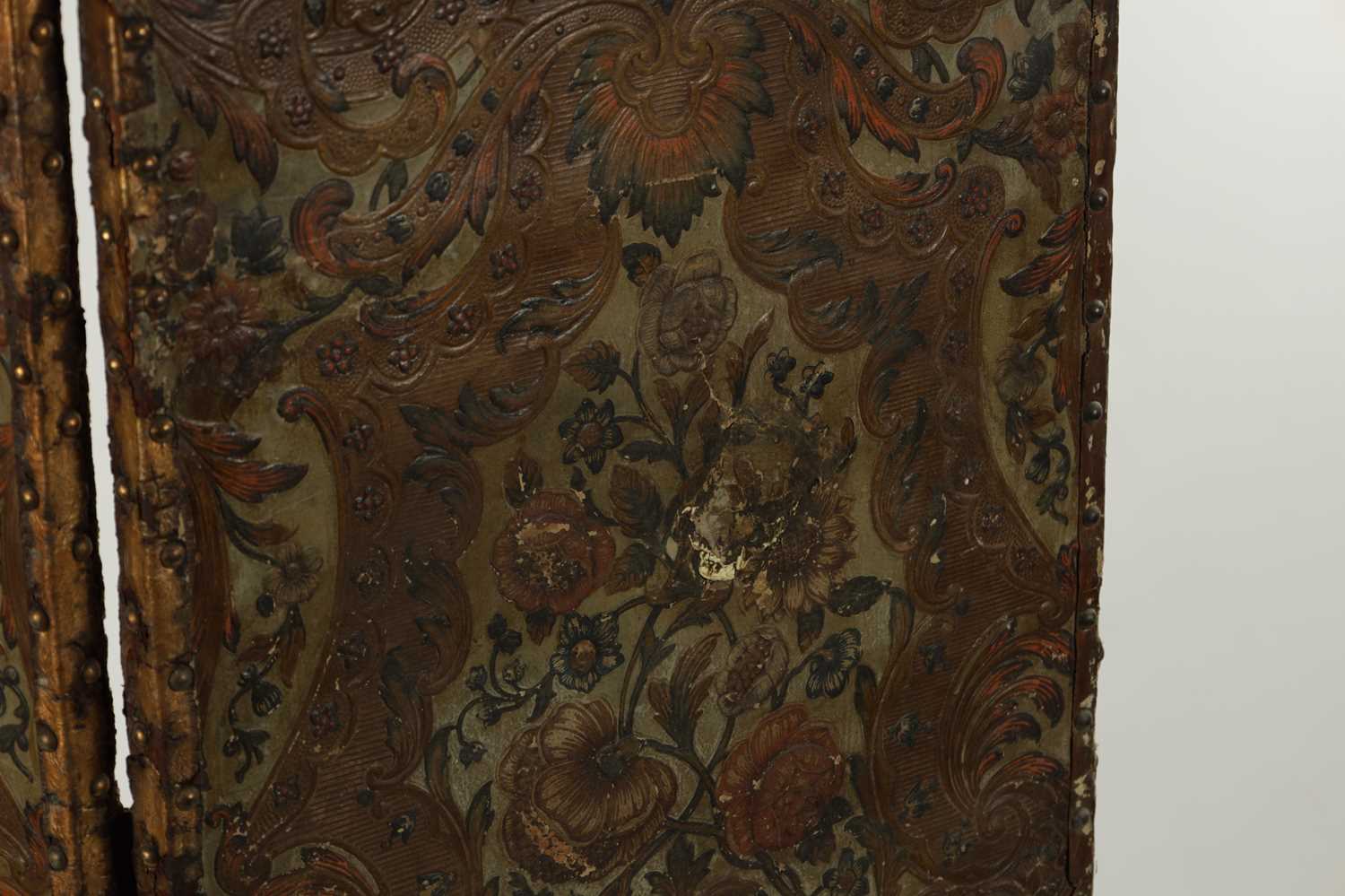 A 19TH CENTURY EMBOSSED LEATHER FOLDING SCREEN - Image 5 of 18