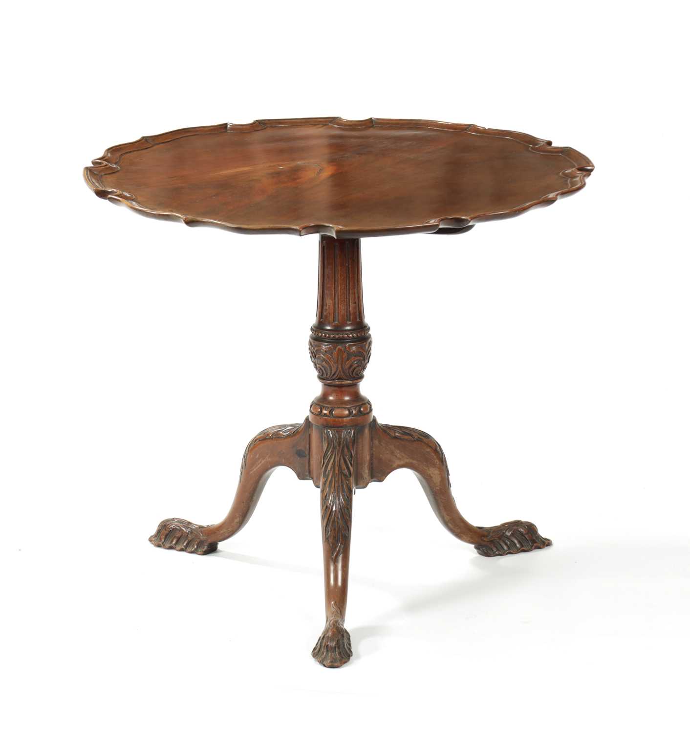 AN EARLY 19TH CENTURY MAHOGANY TILT TOP TABLE