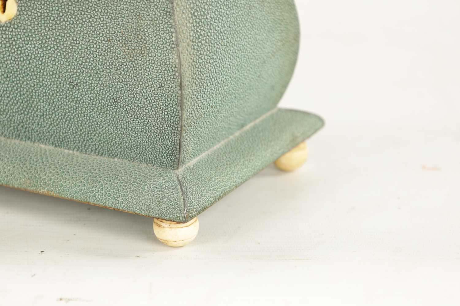 AN ENGLISH SHAGREEN TEA CADDY - Image 2 of 5