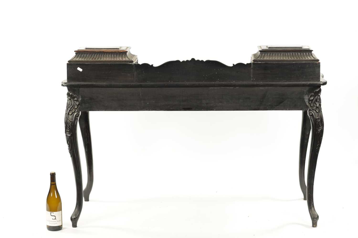 A 19TH CENTURY CARVED COROMANDEL INDO-PORTUGUESE WRITING DESK - Image 9 of 10