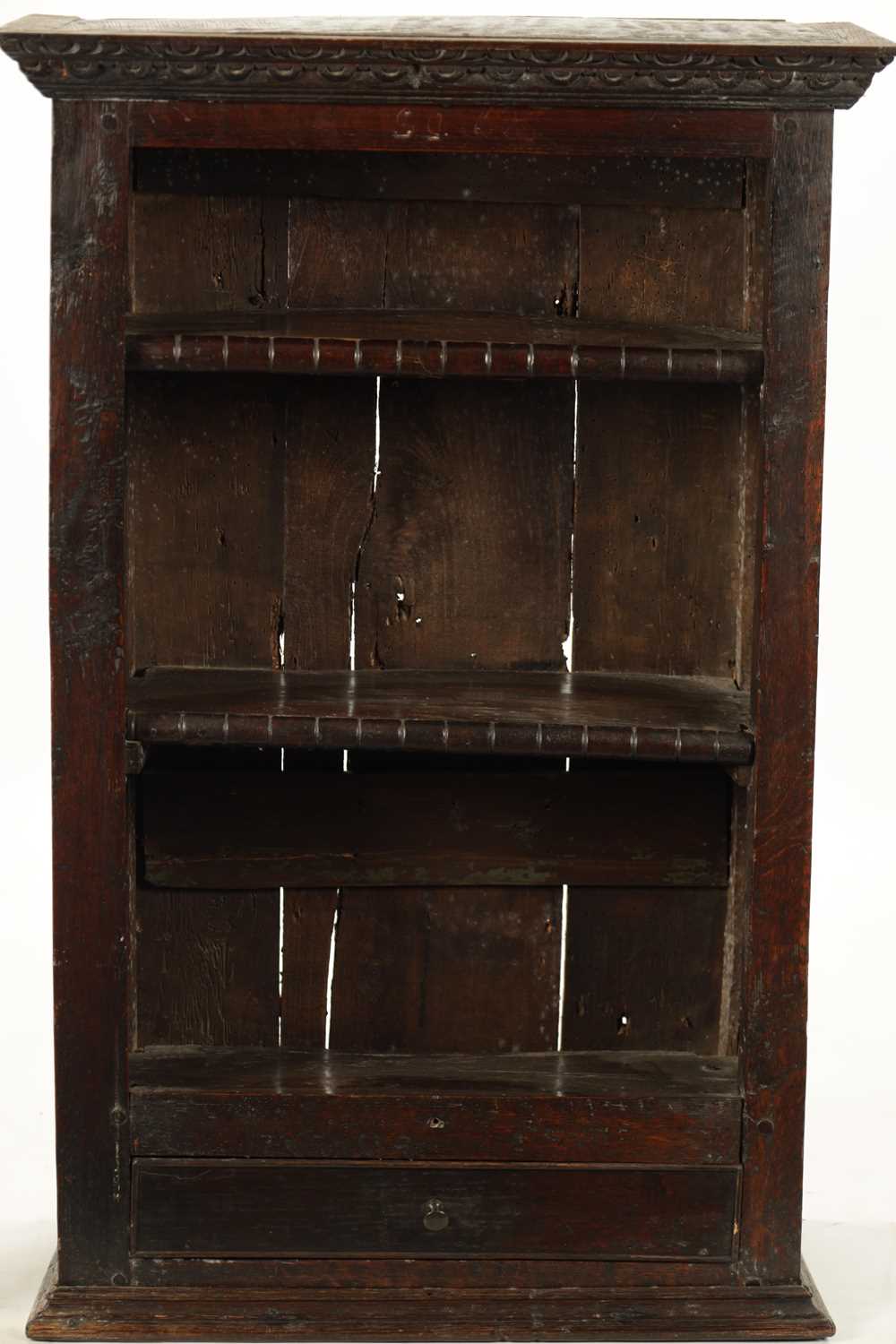 A 17TH CENTURY OAK HANGING OPEN SPICE RACK WITH FITTED DRAWER - Image 3 of 8