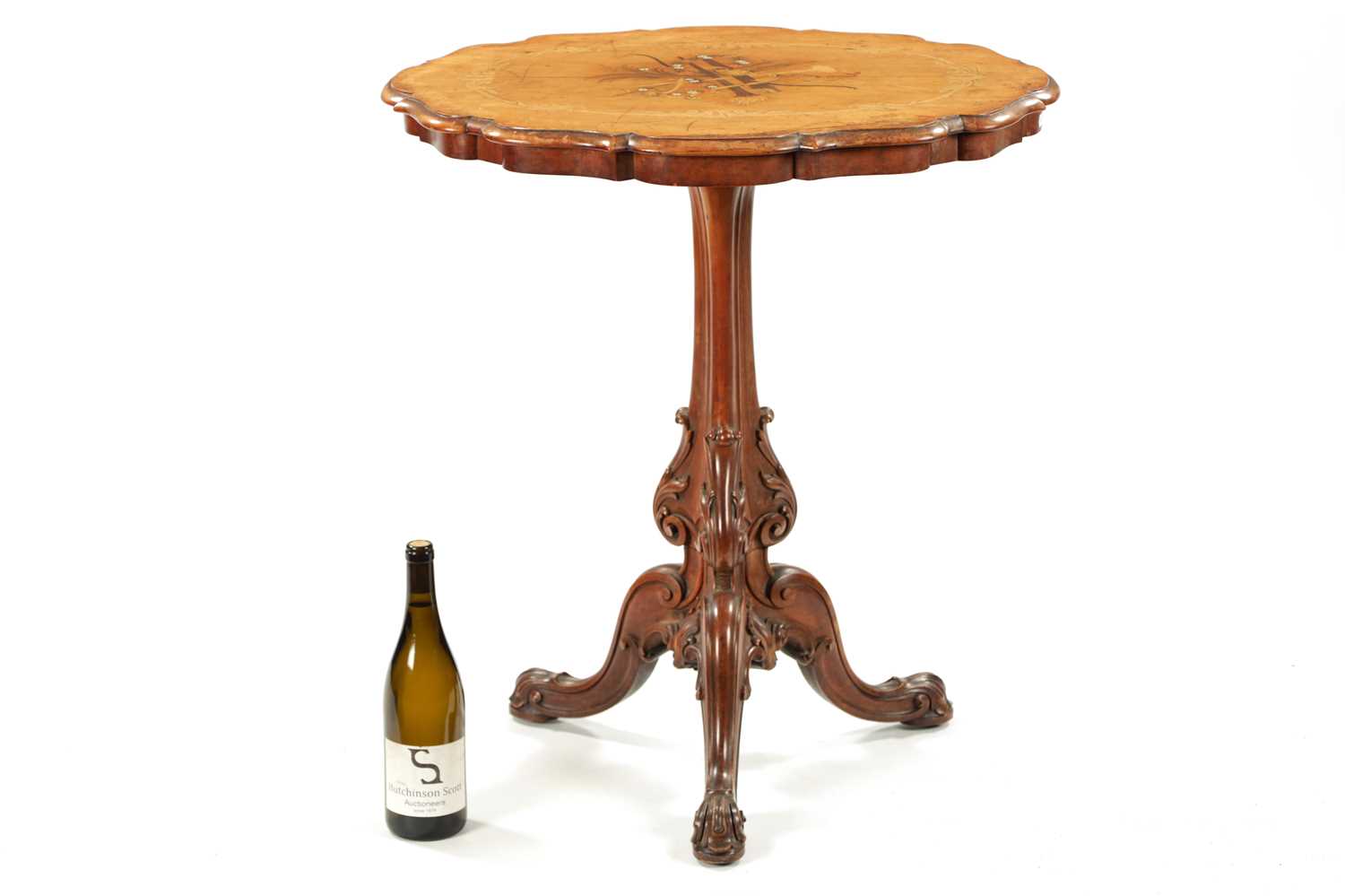 AN IMPORTANT 19TH CENTURY WALNUT AND MARQUETRY SALON TABLE - Image 5 of 7