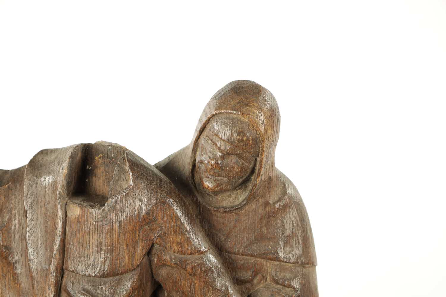 A 17TH CENTURY CARVED OAK FIGURAL SCULPTURE 'THE MURDER OF THOMAS BECKETT' - Image 3 of 6