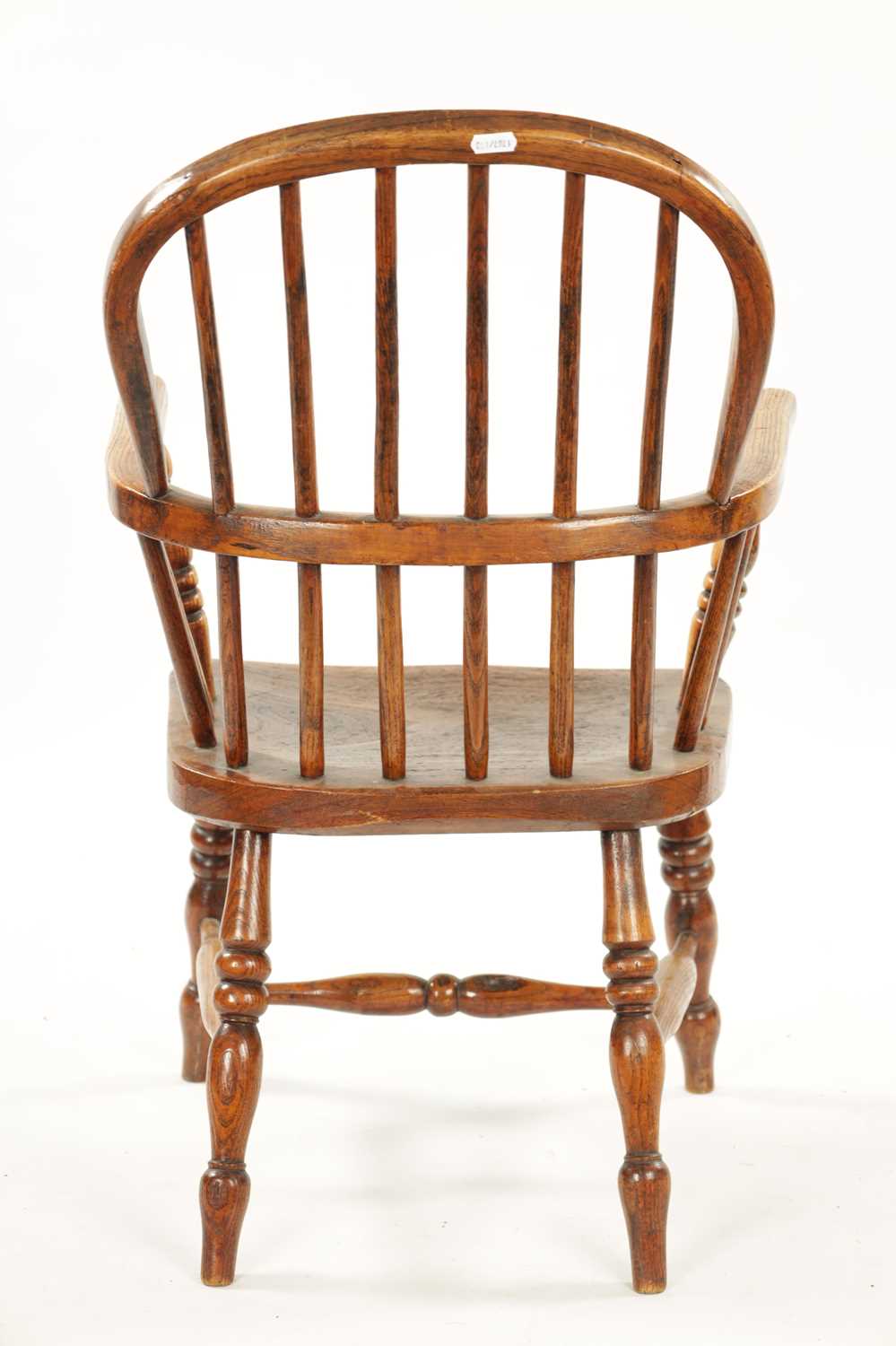 A 19TH CENTURY CHILD'S STICK-BACK WINDSOR CHAIR - Image 7 of 8